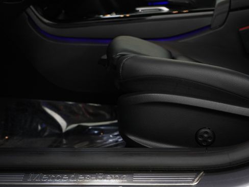 Used 2021 Mercedes-Benz CLA 250 4MATIC image 25