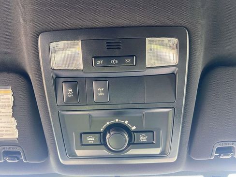Used 2017 Toyota Tacoma TRD Pro AWD/4WD image 16