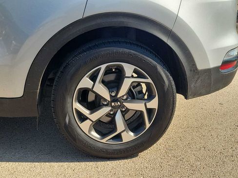 Used 2022 Kia Sportage LX FWD image 12