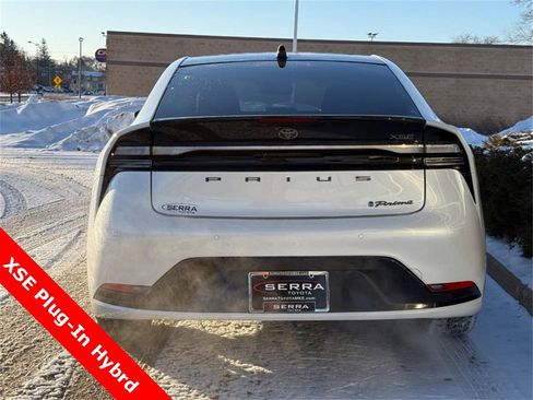 Used 2024 Toyota Prius Prime image 4