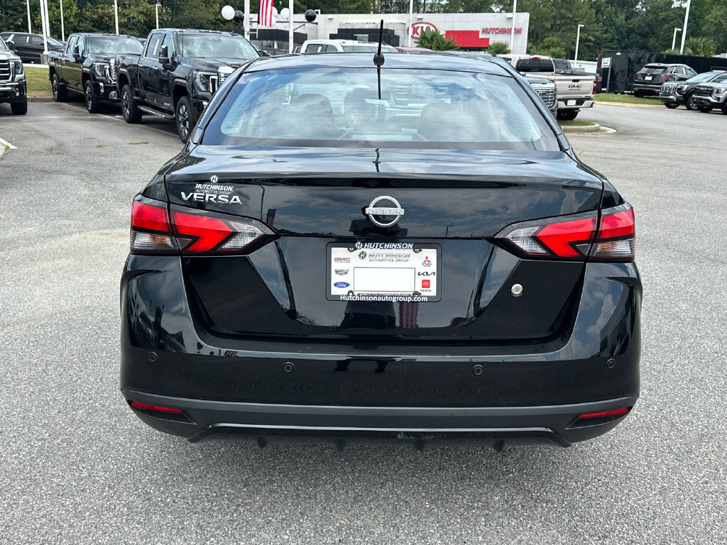 Used 2025 Nissan Versa S w/ Trunk Package FWD image 6