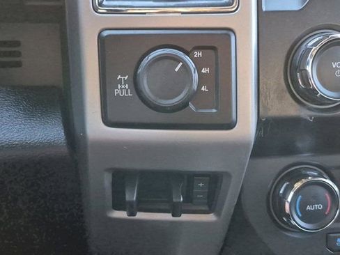 Used 2021 Ford F250 Lariat w/ Lariat Value Package image 24