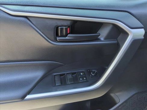 Certified 2021 Toyota RAV4 LE FWD image 13