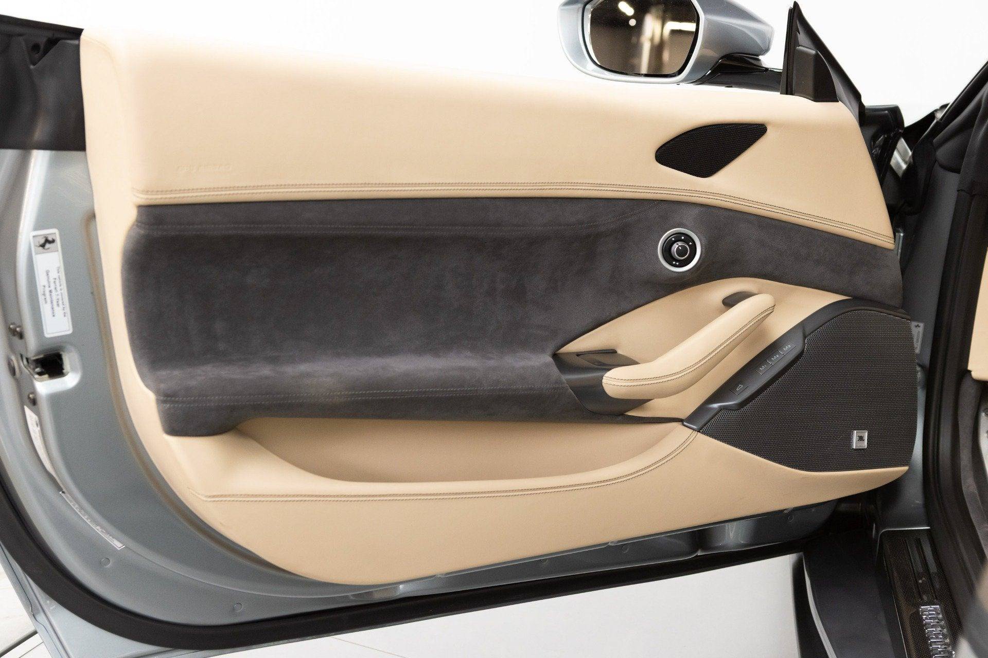 Certified 2019 Ferrari Portofino RWD image 46
