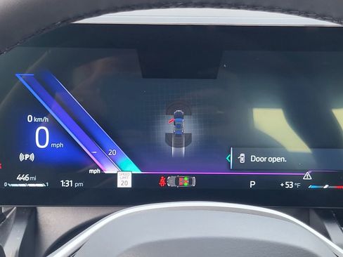 Certified 2025 BMW 530i xDrive 530i xDrive w/ Premium Package image 18