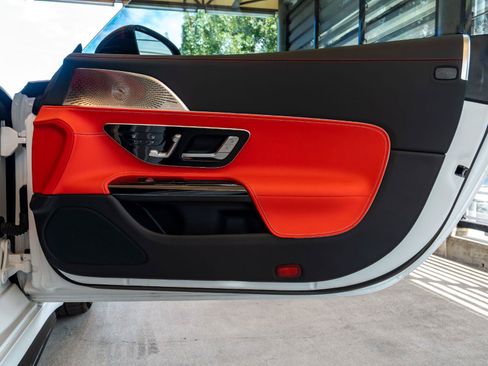 Used 2025 Mercedes-Benz AMG GT 63 image 18