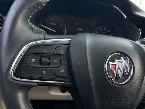 Used 2022 Buick Envision Preferred image 12