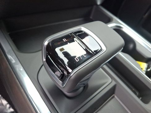 New 2026 GMC Sierra 1500 SLT w/ SLT Premium Package image 7