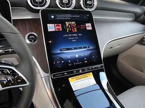 Used 2026 Mercedes-Benz GLC 300 image 23