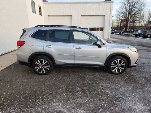 Used 2023 Subaru Forester Limited image 7