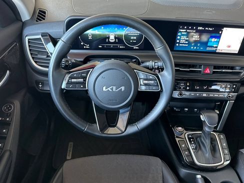 Certified 2024 Kia Seltos S AWD/4WD image 11