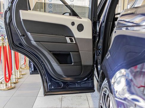 Used 2019 Land Rover Range Rover Sport HSE Dynamic image 36