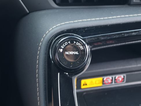 Used 2025 Lexus NX 250 FWD w/ Accessory Package (Z1) image 28