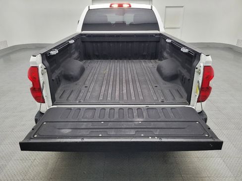 Used 2018 Toyota Tundra SR image 29