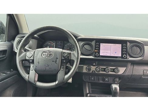 Used 2020 Toyota Tacoma SR AWD/4WD image 13