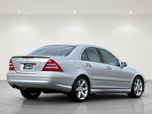 Used 2007 Mercedes-Benz C 230 Sedan image 6
