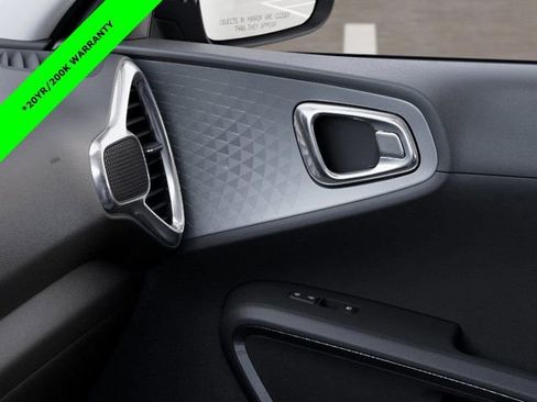 New 2025 Kia Soul LX w/ LX Technology Package image 25