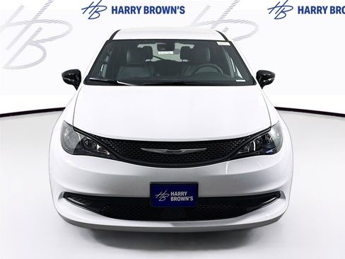 New 2026 Chrysler Voyager LX image 28