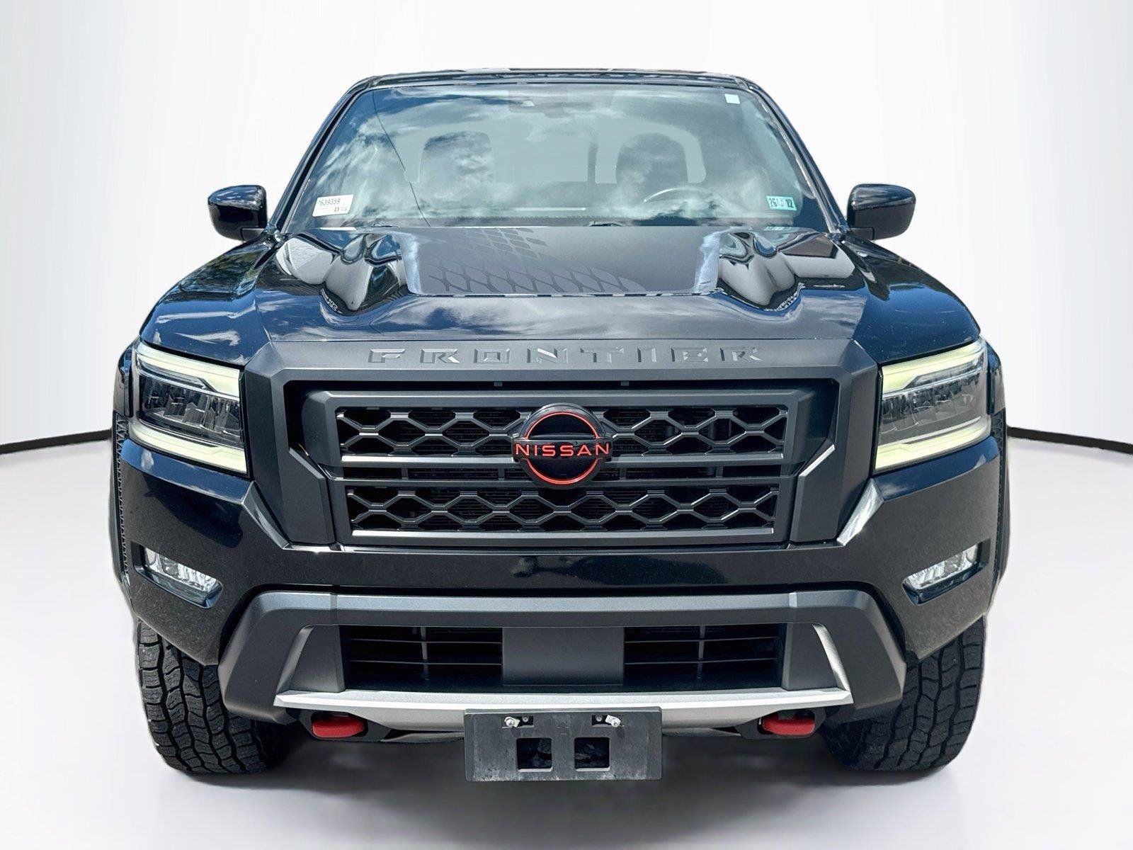 Used 2022 Nissan Frontier PRO-4X w/ Off-Road Protection Package AWD/4WD image 8