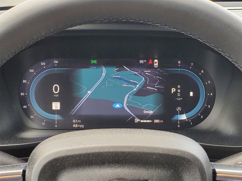 Used 2023 Volvo XC40 B5 Plus w/ Protection Package Premier image 27