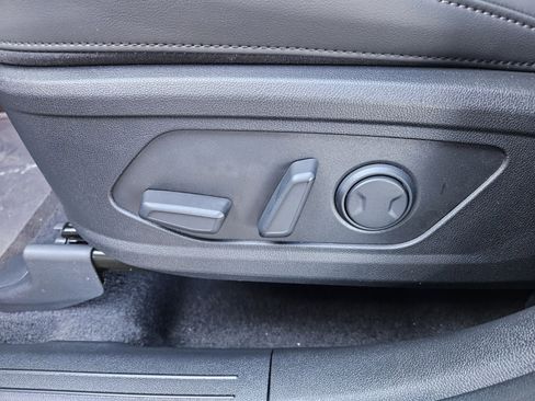 New 2026 Kia Sorento S image 9