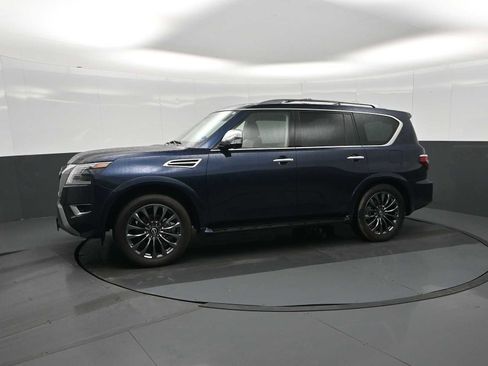 Used 2023 Nissan Armada Platinum w/ Captain's Chairs Package image 4