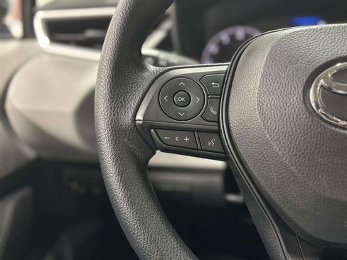 Used 2024 Toyota Corolla LE image 27