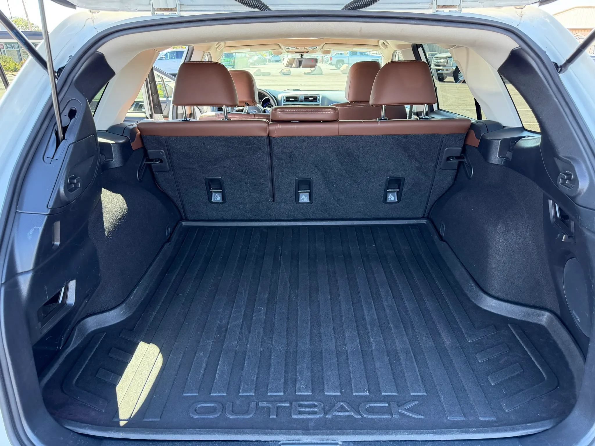 Used 2019 Subaru Outback 2.5i Touring AWD/4WD image 25