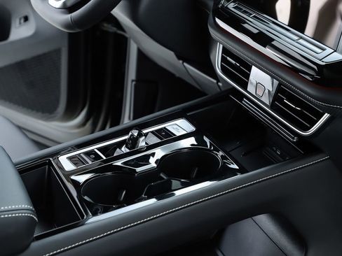 New 2026 Volkswagen Atlas Cross Sport SEL R-Line image 34