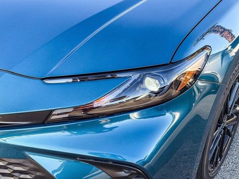 New 2026 Toyota Camry SE FWD image 9
