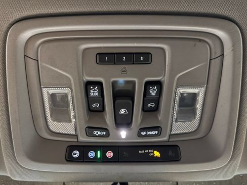 Used 2024 GMC Sierra 2500 Denali w/ Denali Reserve Package AWD/4WD image 19