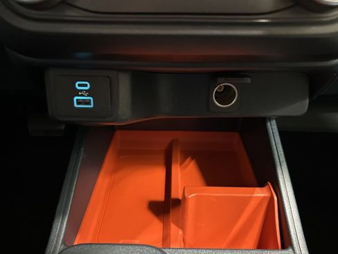 Used 2022 Ford Maverick XLT image 19