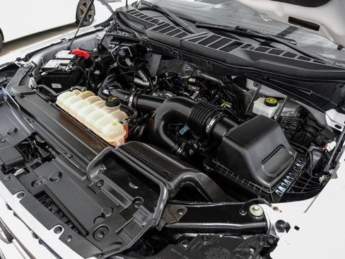 Used 2023 Ford F150 Lariat AWD/4WD image 54
