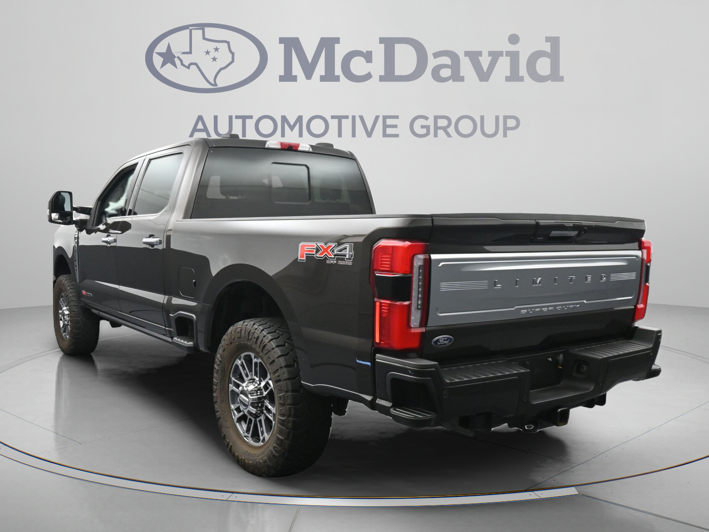 Used 2024 Ford F350 Limited w/ FX4 Off-Road Package AWD/4WD image 7