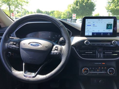 Used 2020 Ford Escape SEL AWD/4WD image 32