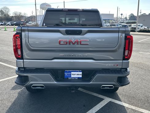 Certified 2024 GMC Sierra 1500 AT4 w/ AT4 Premium Package image 7