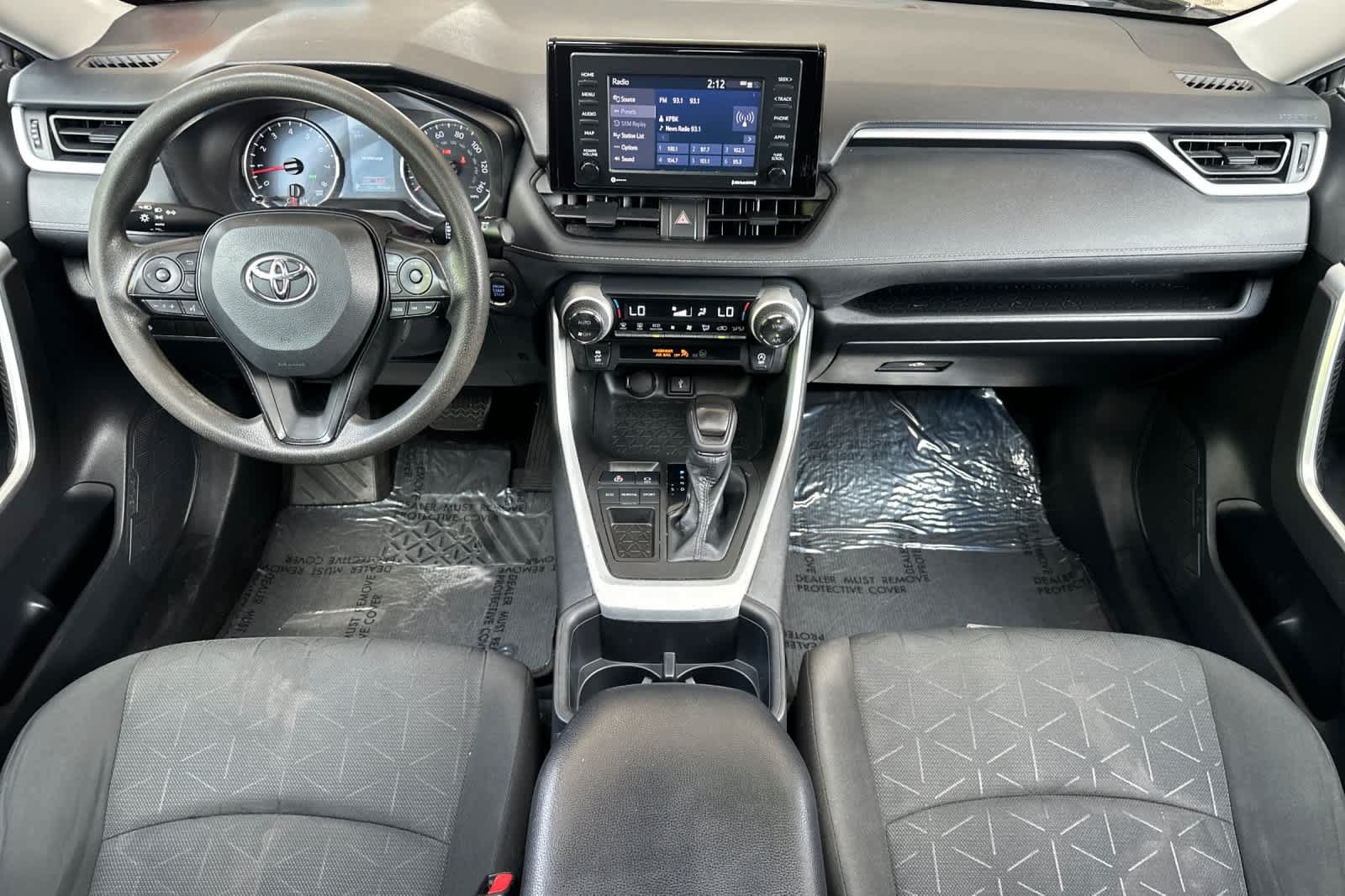 Certified 2022 Toyota RAV4 XLE w/ Convenience Package FWD image 3