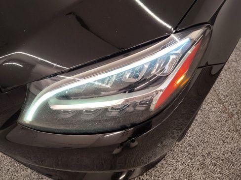 Used 2021 Mercedes-Benz C 300 Sedan image 10