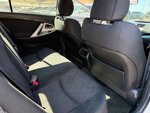 Used 2011 Toyota Camry SE FWD image 16