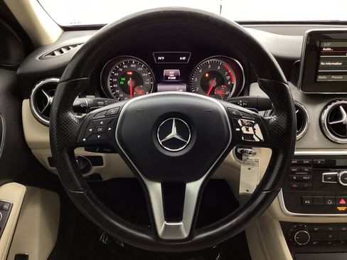 Used 2015 Mercedes-Benz GLA 250 4MATIC image 30