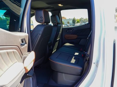 New 2026 GMC Canyon AT4 w/ Technology Plus Package AWD/4WD image 10