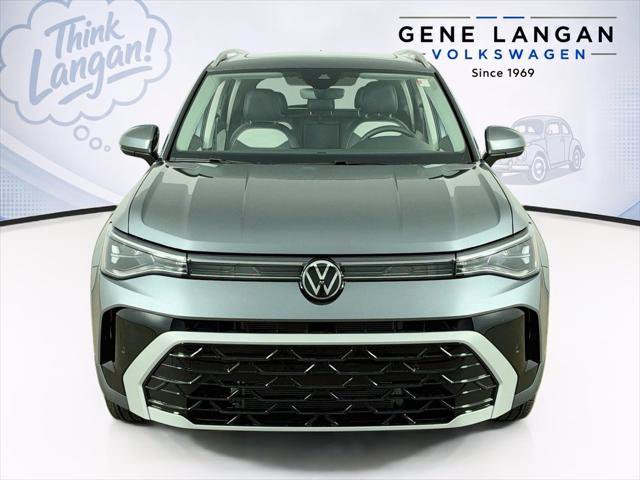 New 2027 Volkswagen Taos SEL AWD/4WD image 2