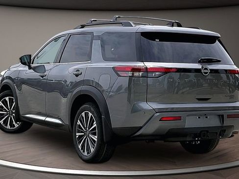 New 2026 Nissan Pathfinder Platinum AWD/4WD image 3