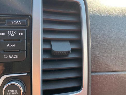 Used 2016 Nissan Frontier SV image 26