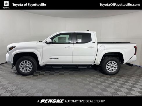 New 2026 Toyota Tacoma SR5 AWD/4WD image 2
