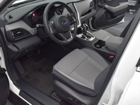 Used 2025 Subaru Outback Premium w/ Popular Package #1A image 12