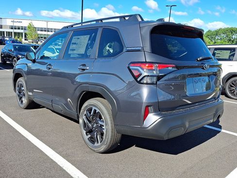 New 2026 Subaru Forester Premium AWD/4WD image 3