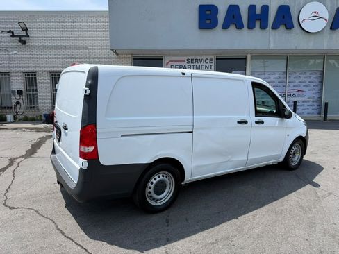 Used 2021 Mercedes-Benz Metris w/ Cold Weather Package image 5
