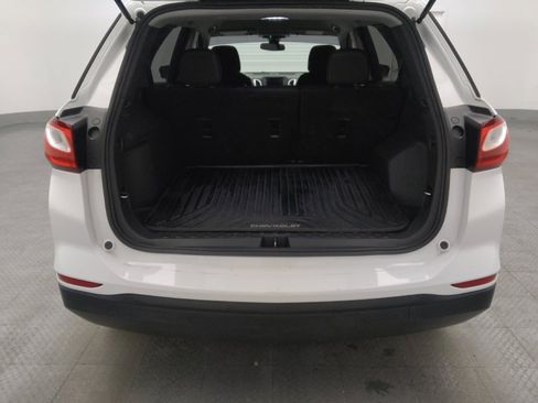 Used 2021 Chevrolet Equinox LS image 29