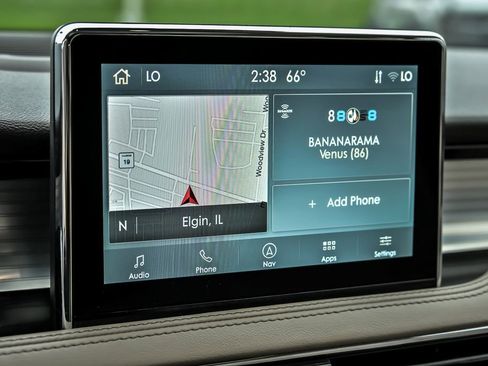 Used 2022 Lincoln Corsair AWD w/ Premium Package image 23